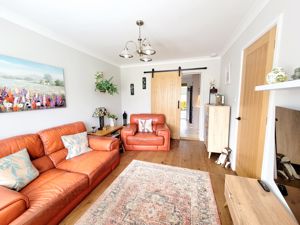 Lounge- click for photo gallery